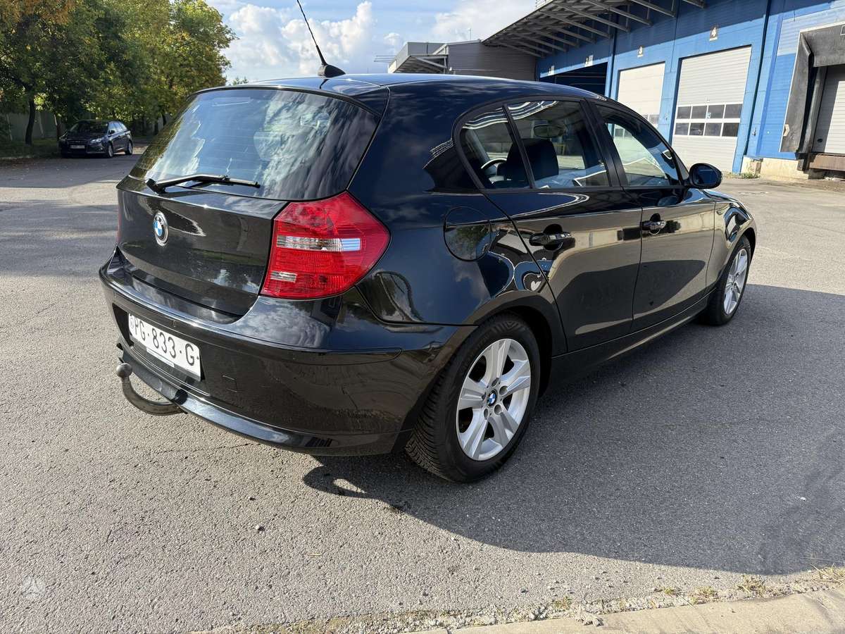 BMW 118, 2.0 l., Хэтчбек
