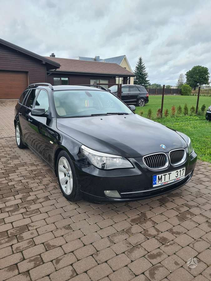 BMW 525, 3.0 l., Универсал