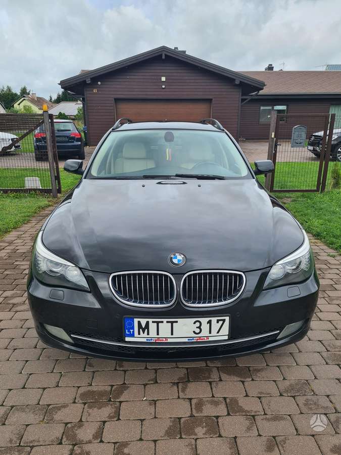 BMW 525, 3.0 l., Универсал