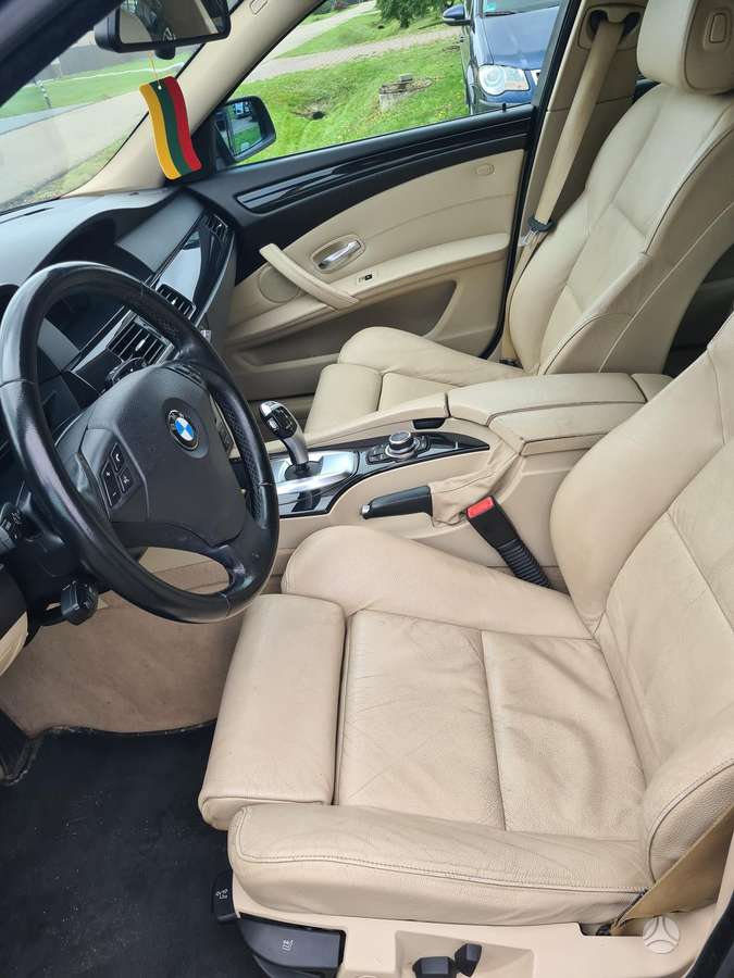 BMW 525, 3.0 l., Универсал