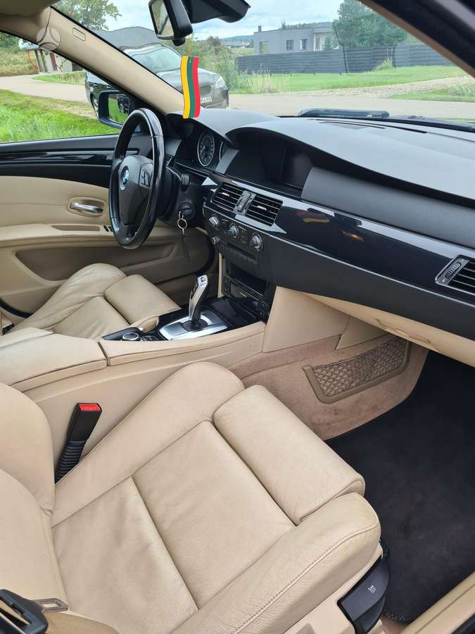 BMW 525, 3.0 l., Универсал
