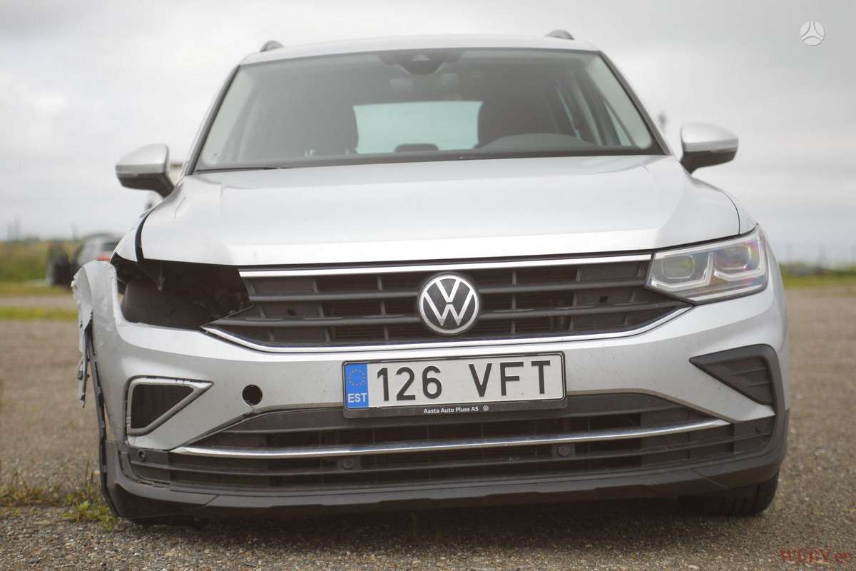 Volkswagen Tiguan - 2