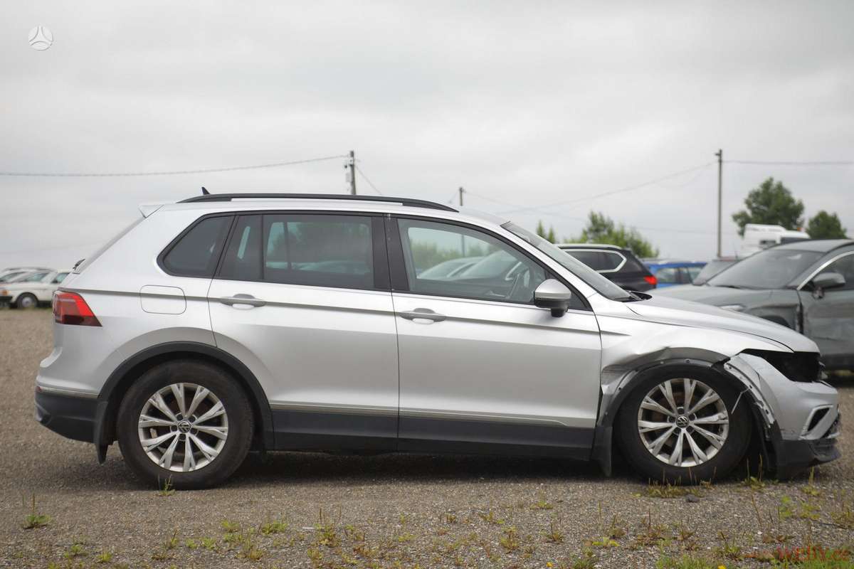 Volkswagen Tiguan - 8