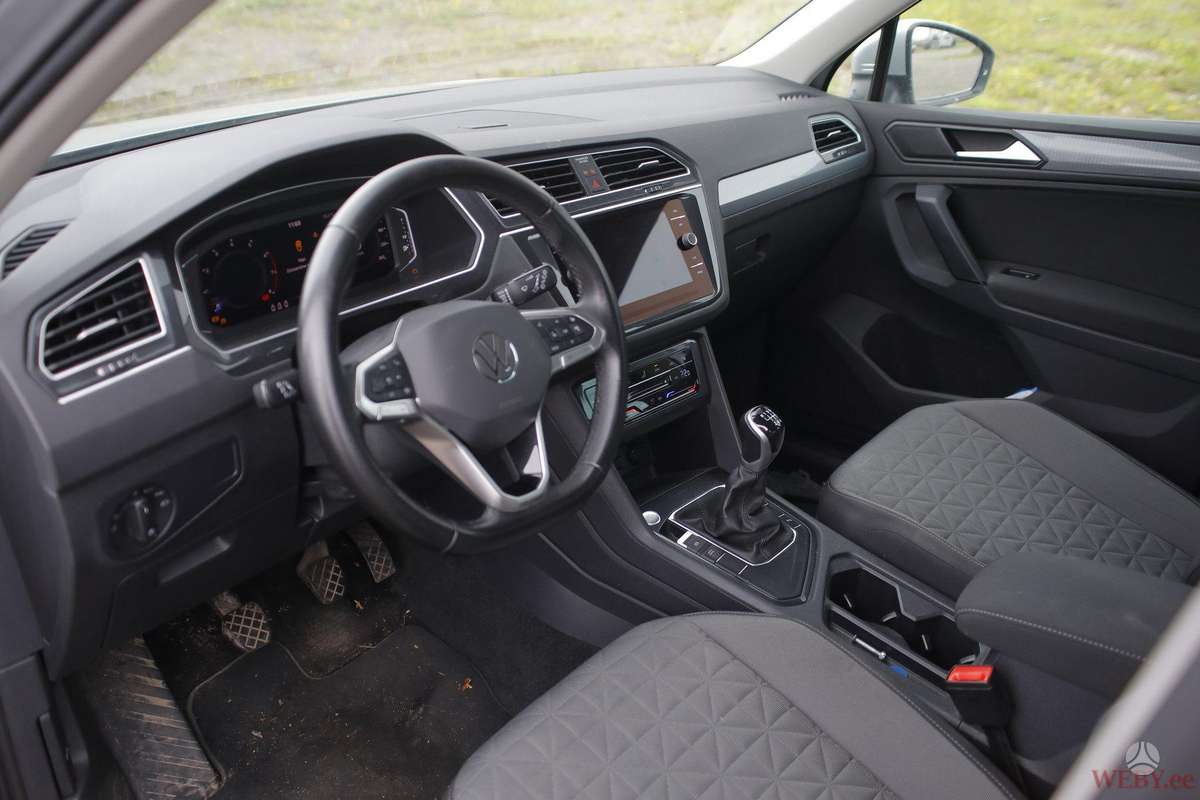 Volkswagen Tiguan - 9