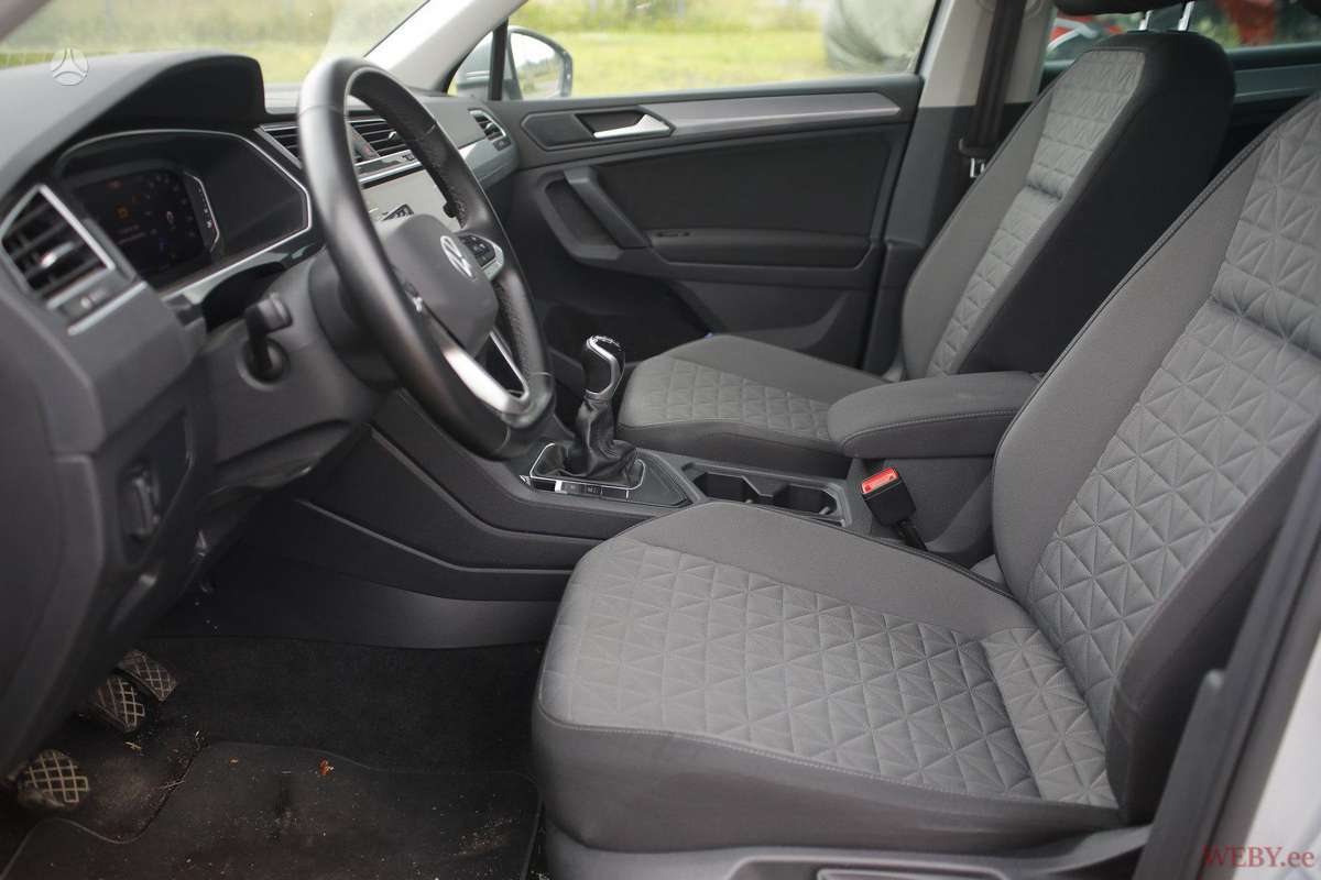 Volkswagen Tiguan - 10