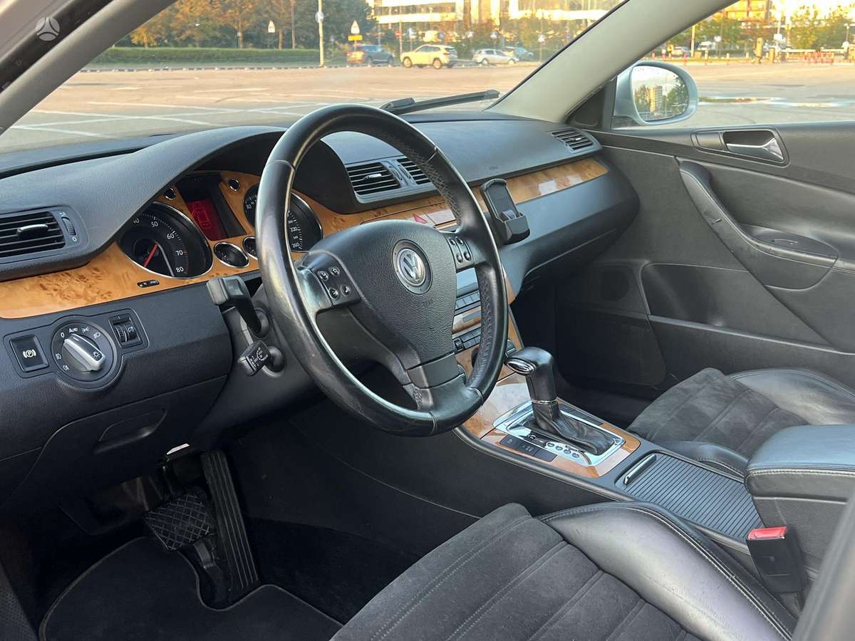 Volkswagen Passat - 5