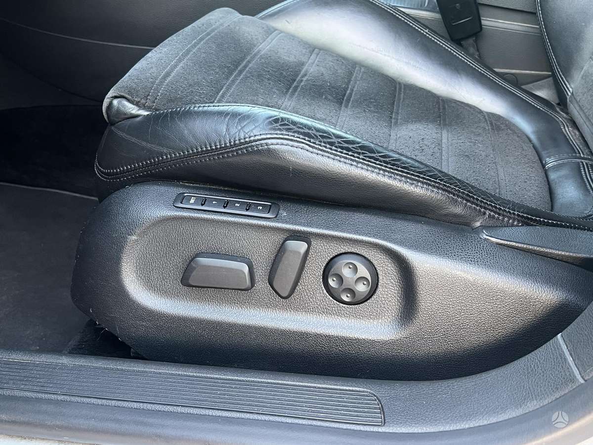 Volkswagen Passat - 6