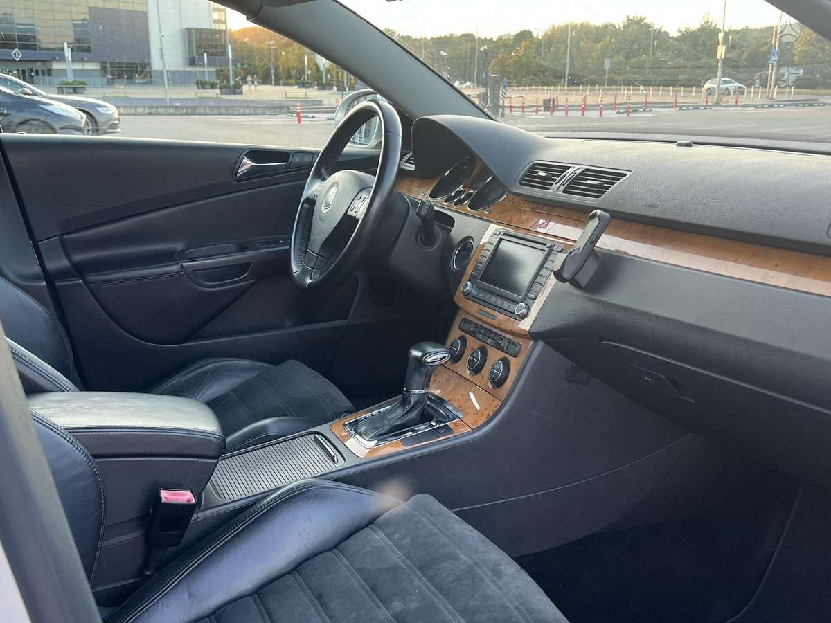 Volkswagen Passat - 7