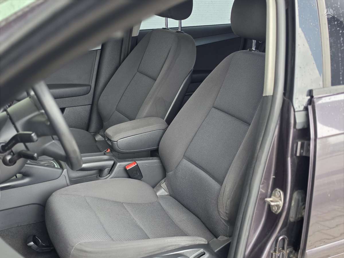 Audi A3, 1.6 l., hatchback