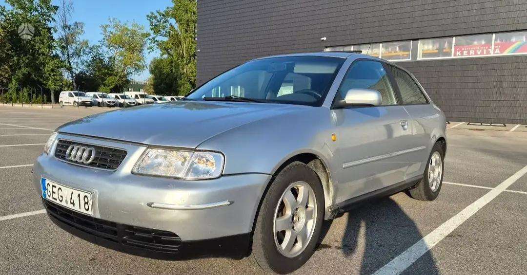 Audi A3, 1.6 l., hatchback