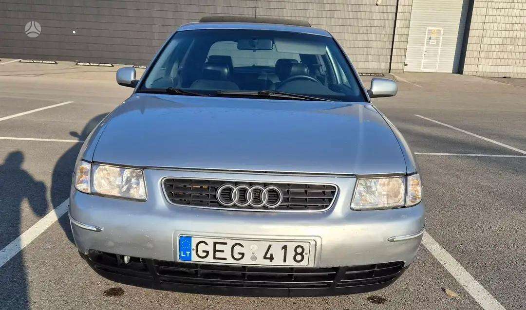 Audi A3, 1.6 l., hatchback