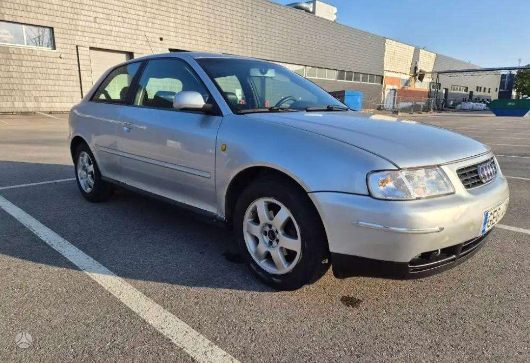Audi A3, 1.6 l., Хэтчбек