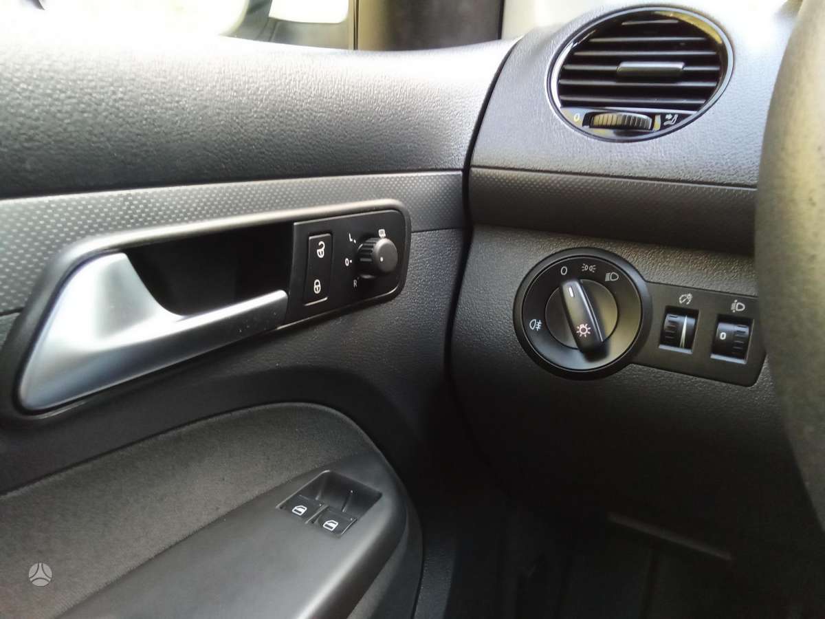 Volkswagen Caddy - 7