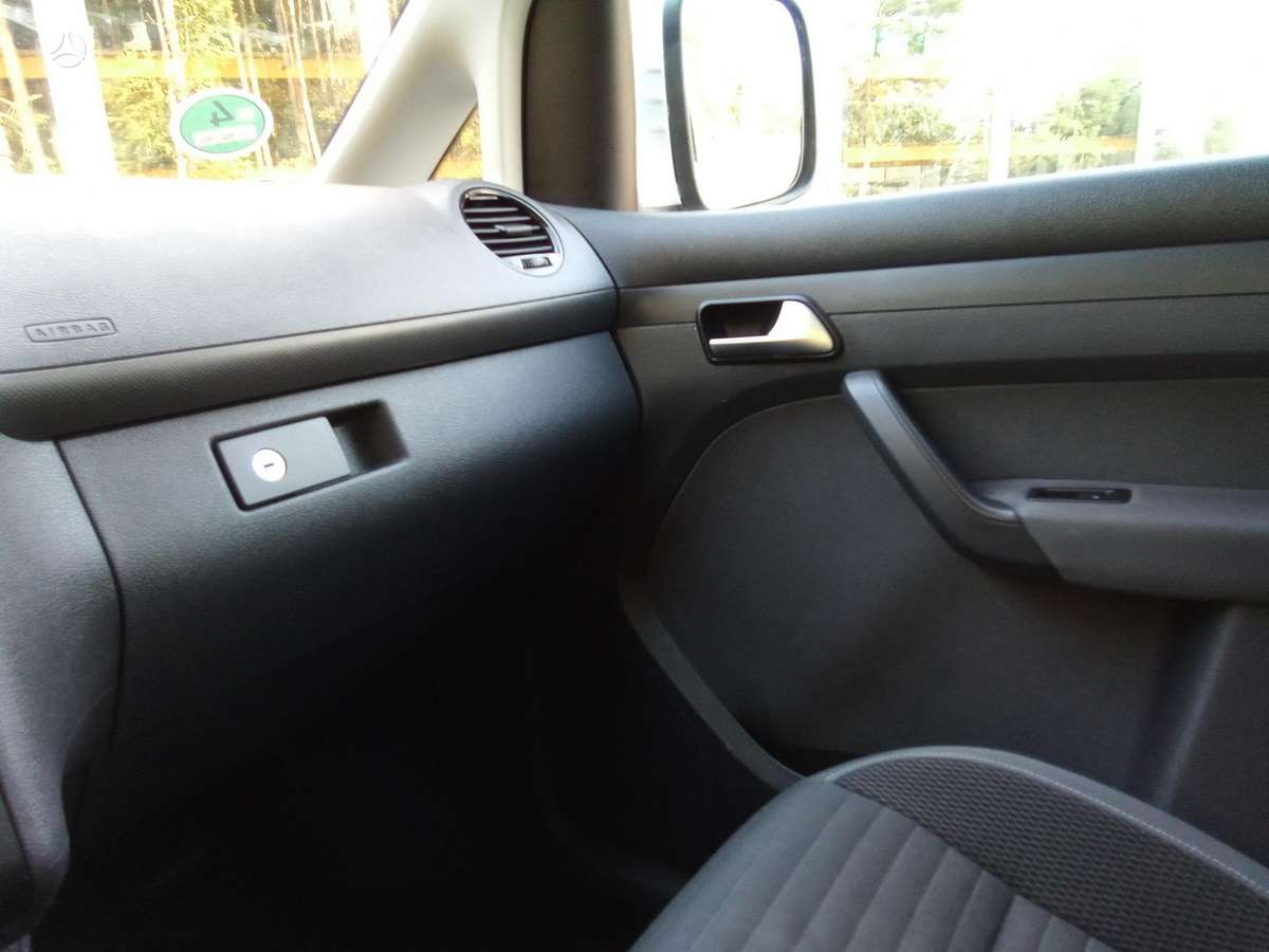 Volkswagen Caddy - 8