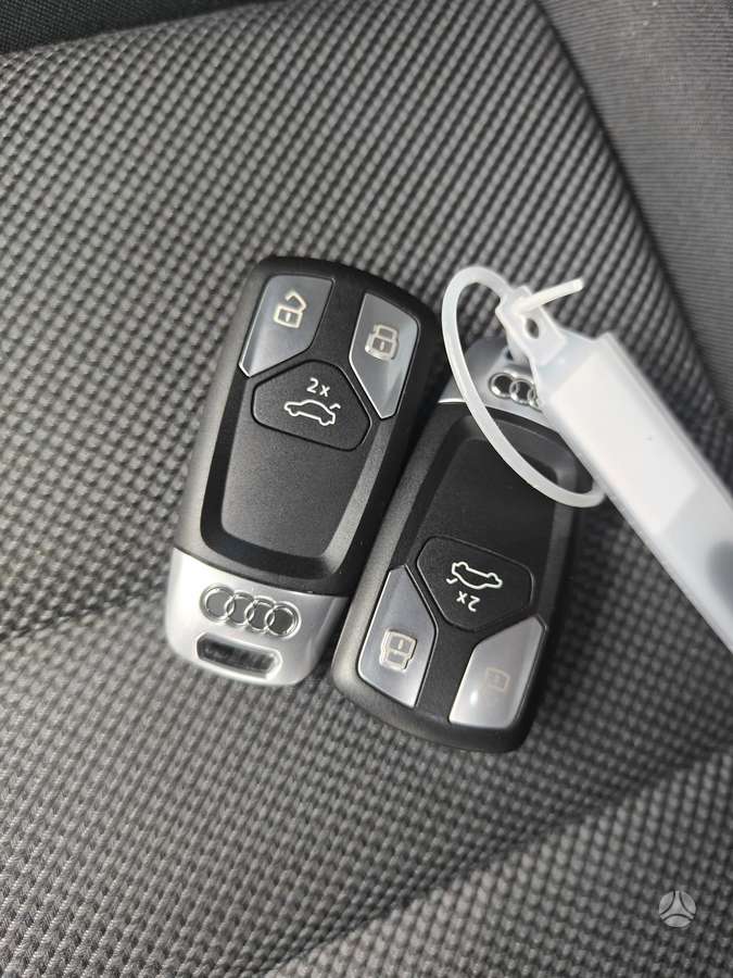 Audi A4, 2.0 l., Универсал