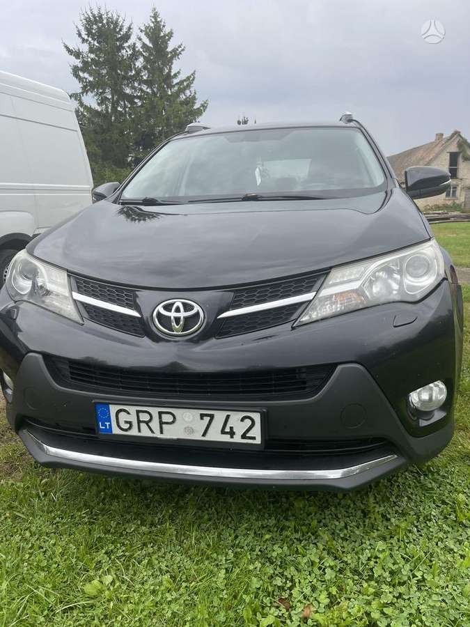 Toyota RAV4 - 1