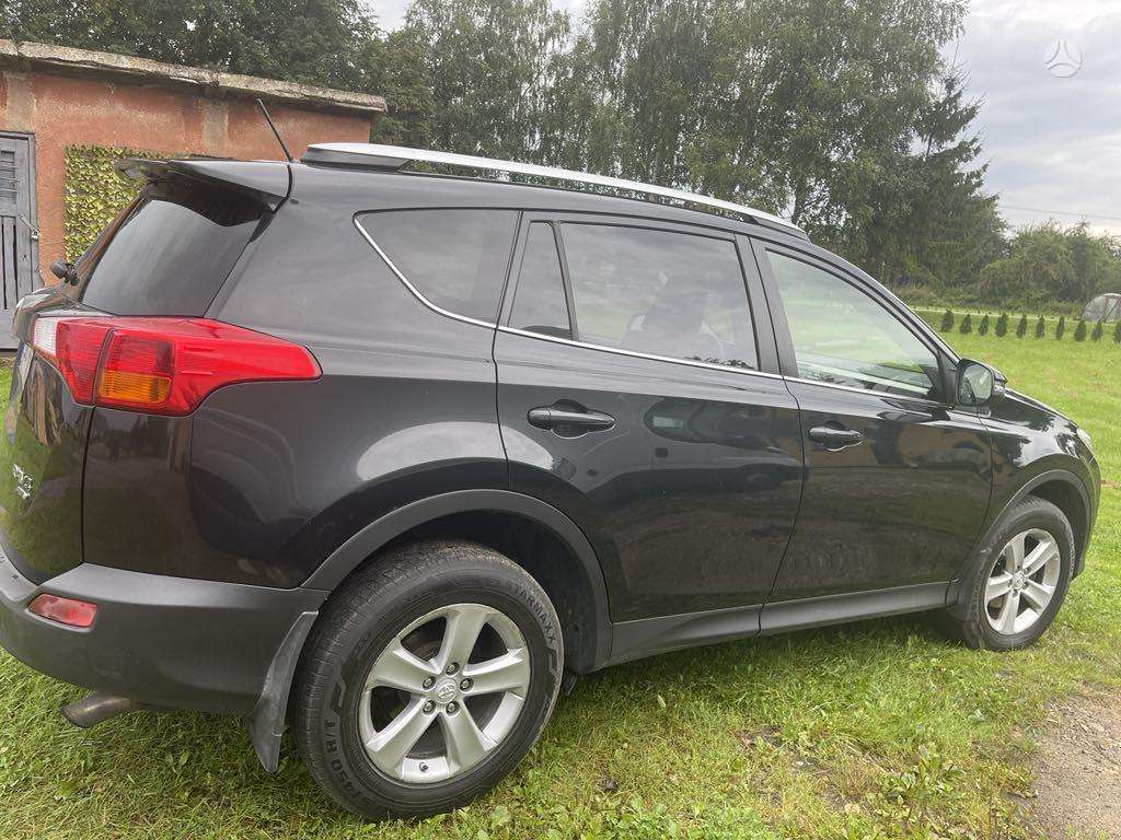 Toyota RAV4 - 3