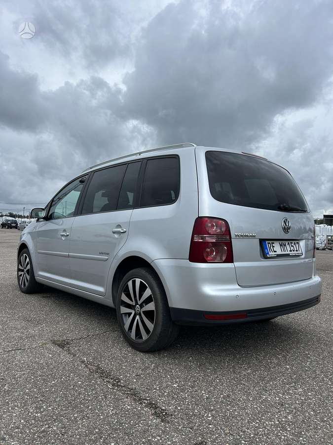 Volkswagen Touran - 7