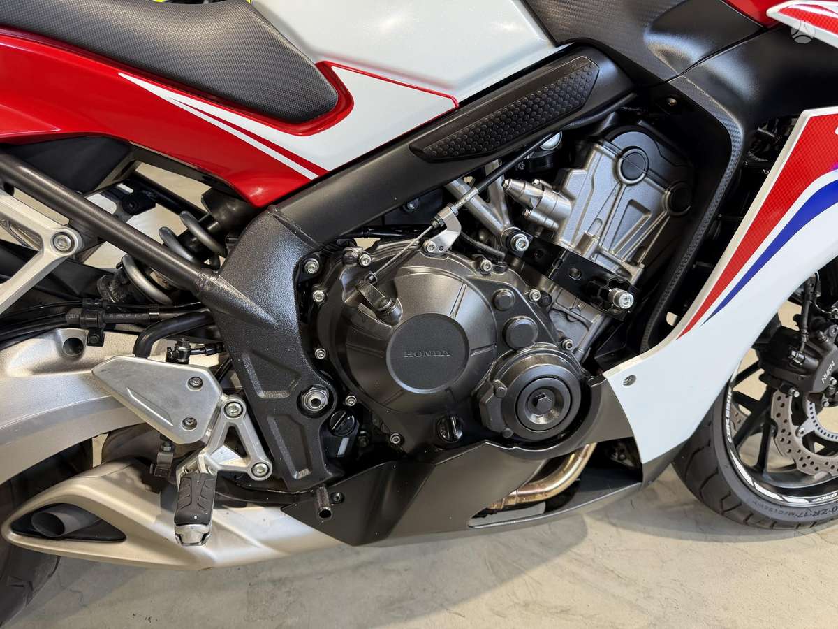 Honda CBR 650cc, спортбайки / superbikes