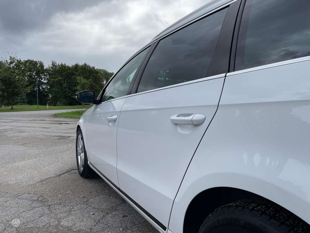 Volkswagen Passat, 2.0 l., Универсал