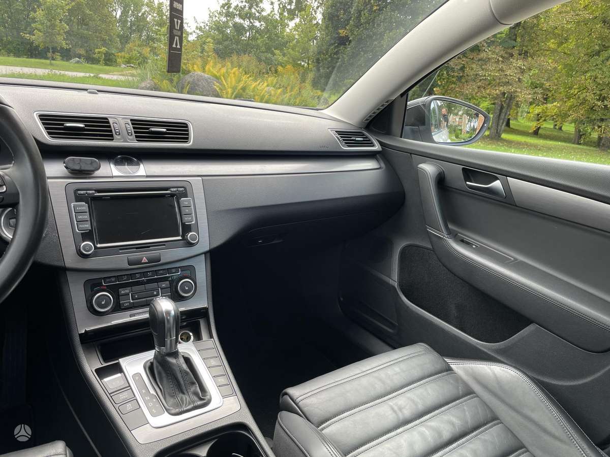 Volkswagen Passat, 2.0 l., Универсал