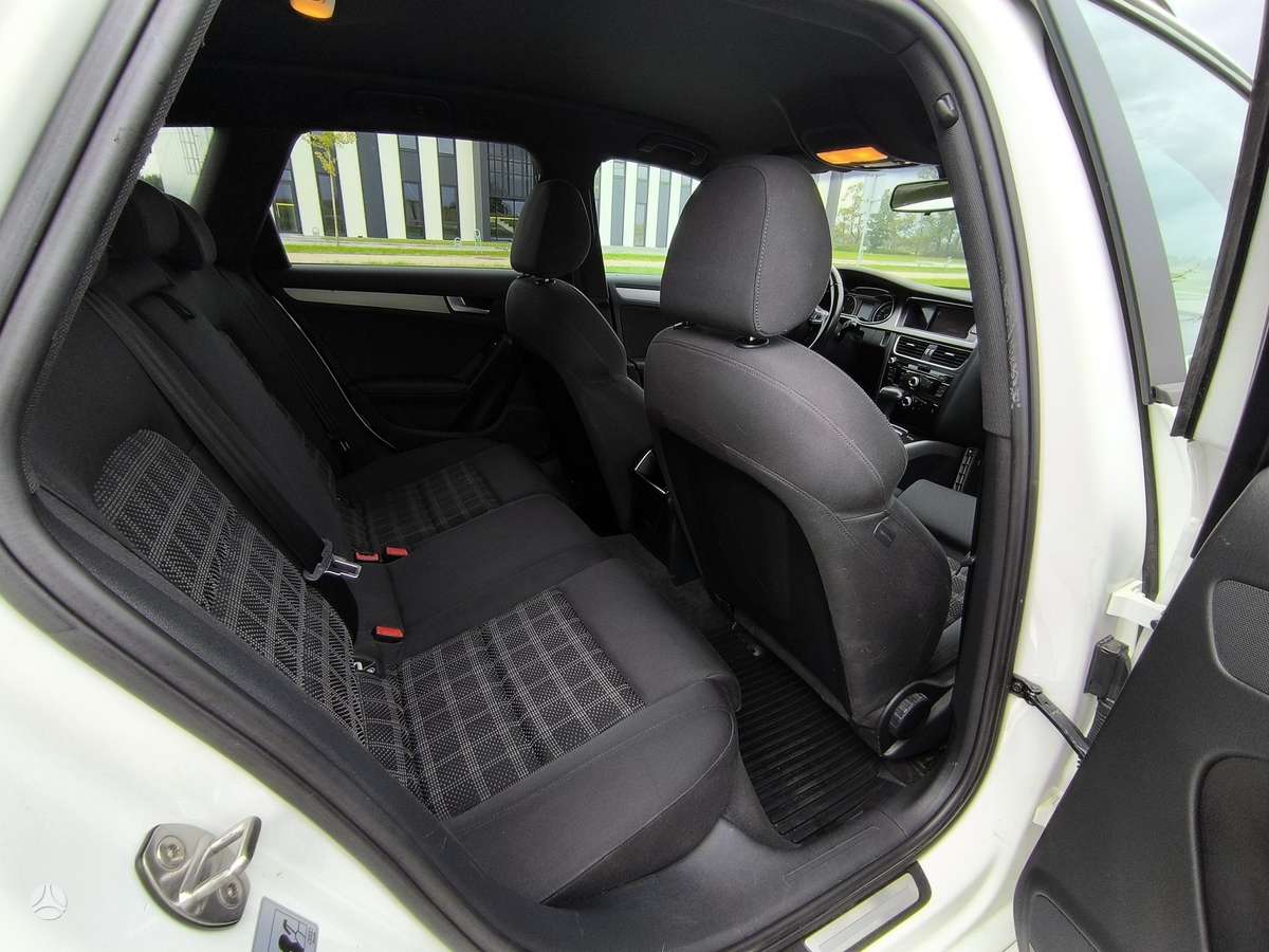 Audi A4, 2.0 l., Универсал