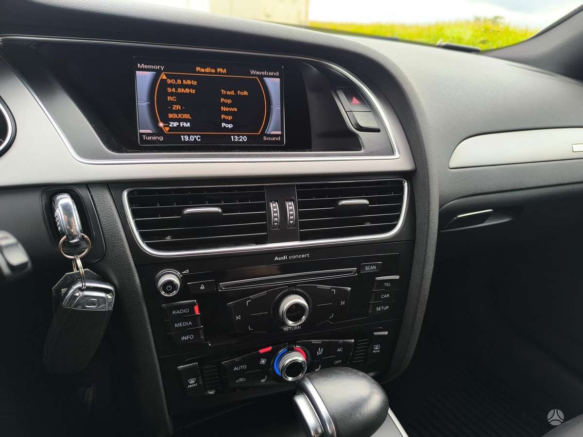 Audi A4, 2.0 l., Универсал