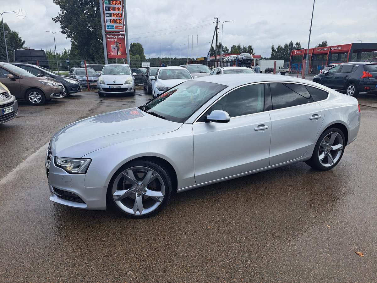 Audi A5, 2.0 l., Седан