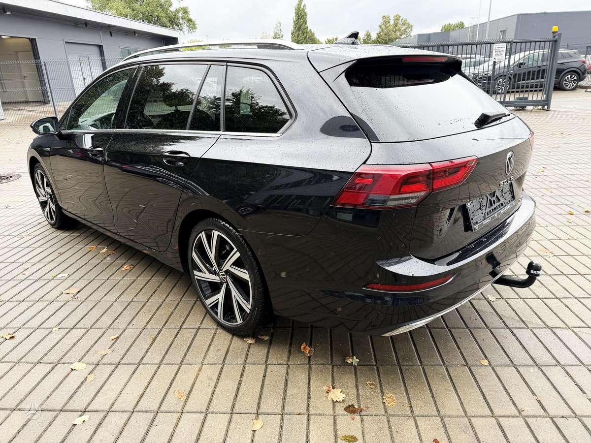 Volkswagen Golf - 4