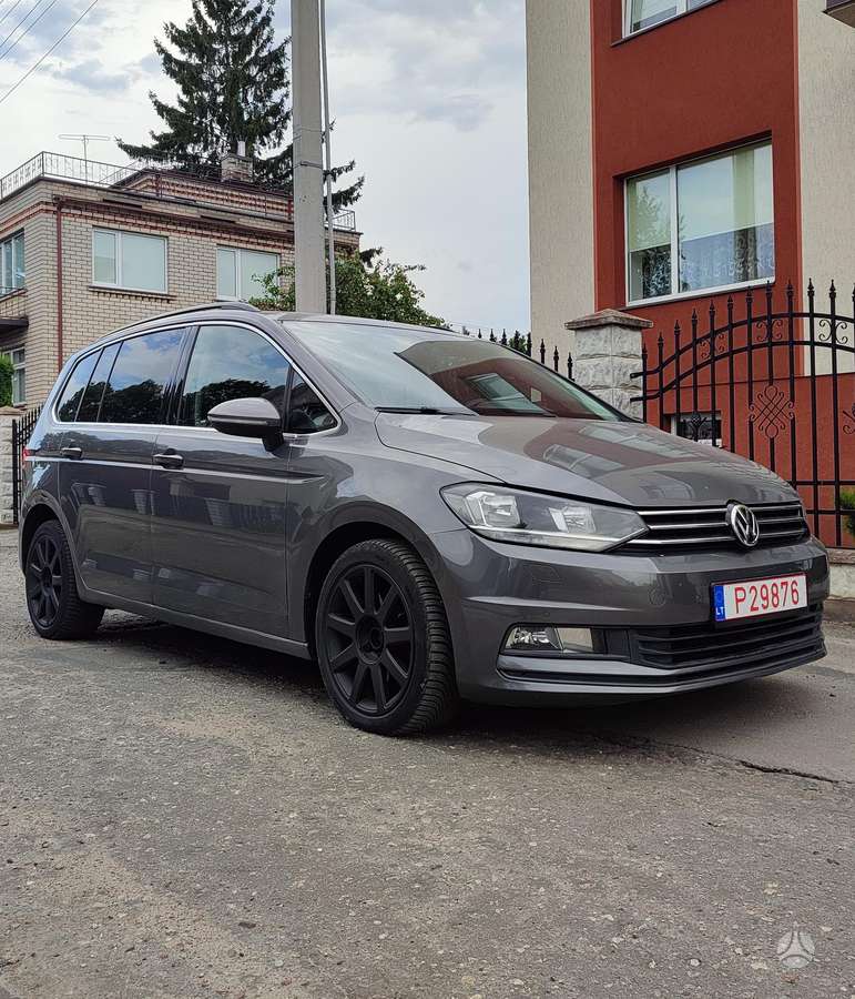 Volkswagen Touran - 5