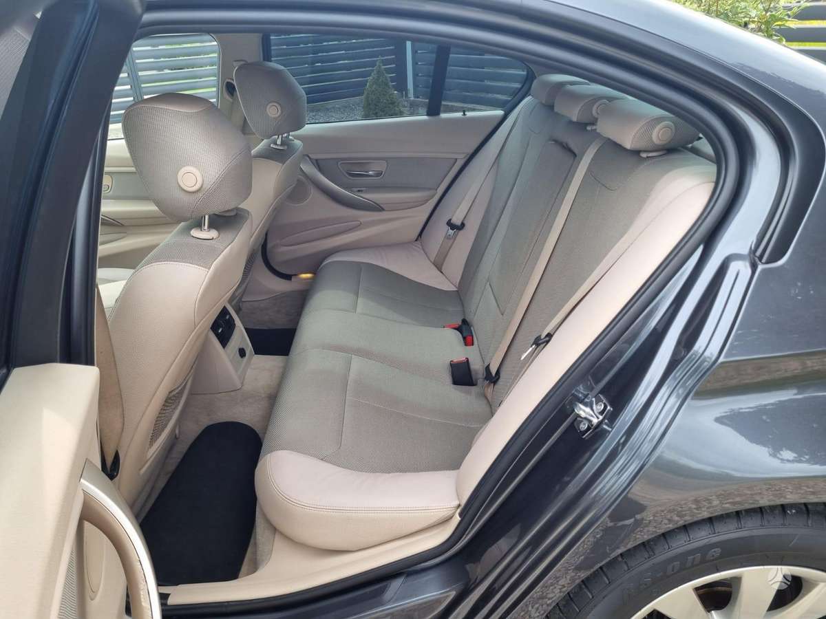 BMW 320, 2.0 l., Седан