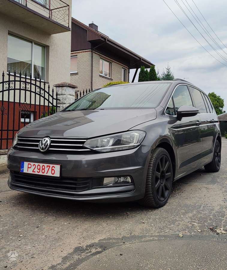 Volkswagen Touran - 3