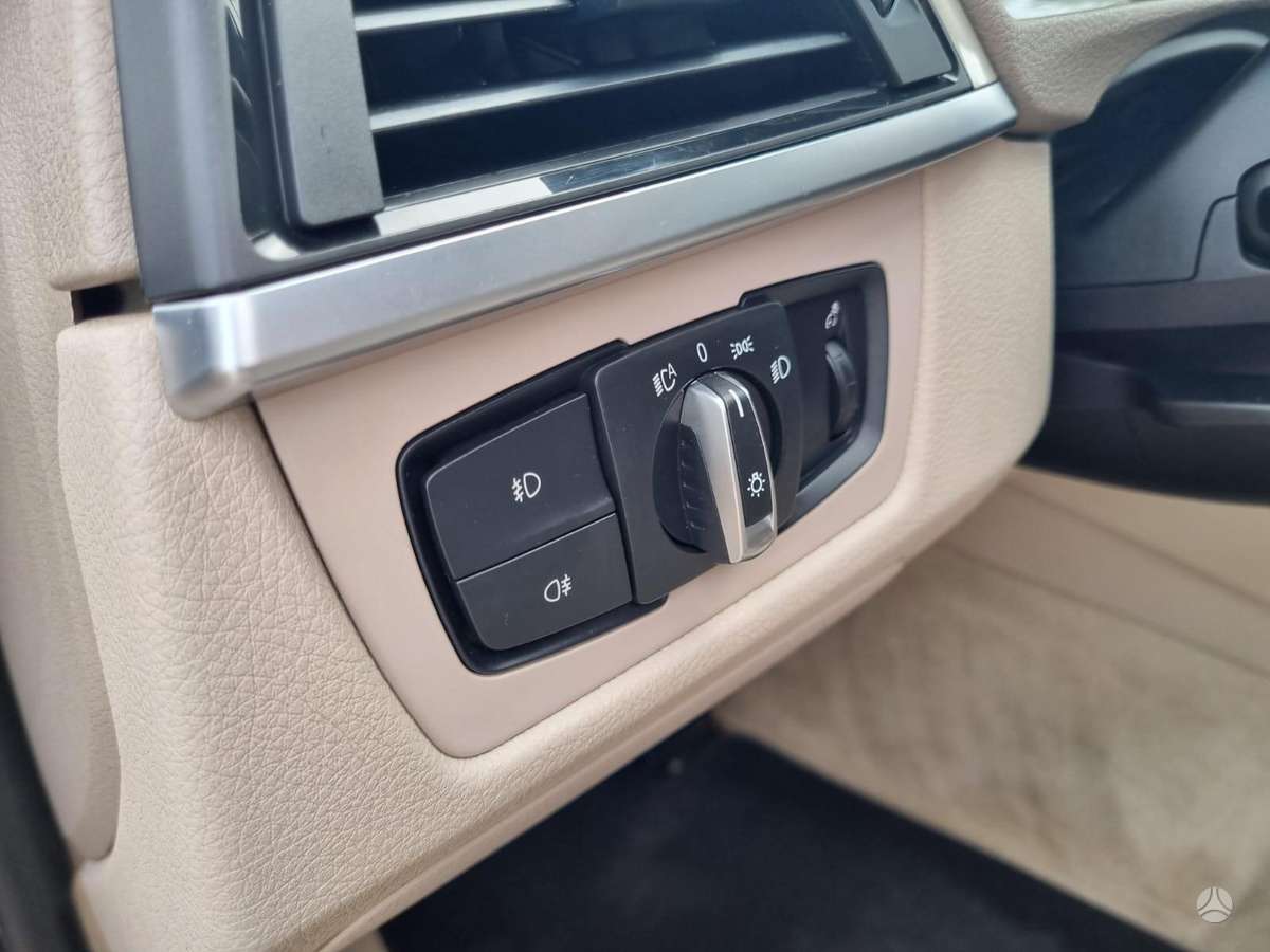 BMW 320, 2.0 l., Седан
