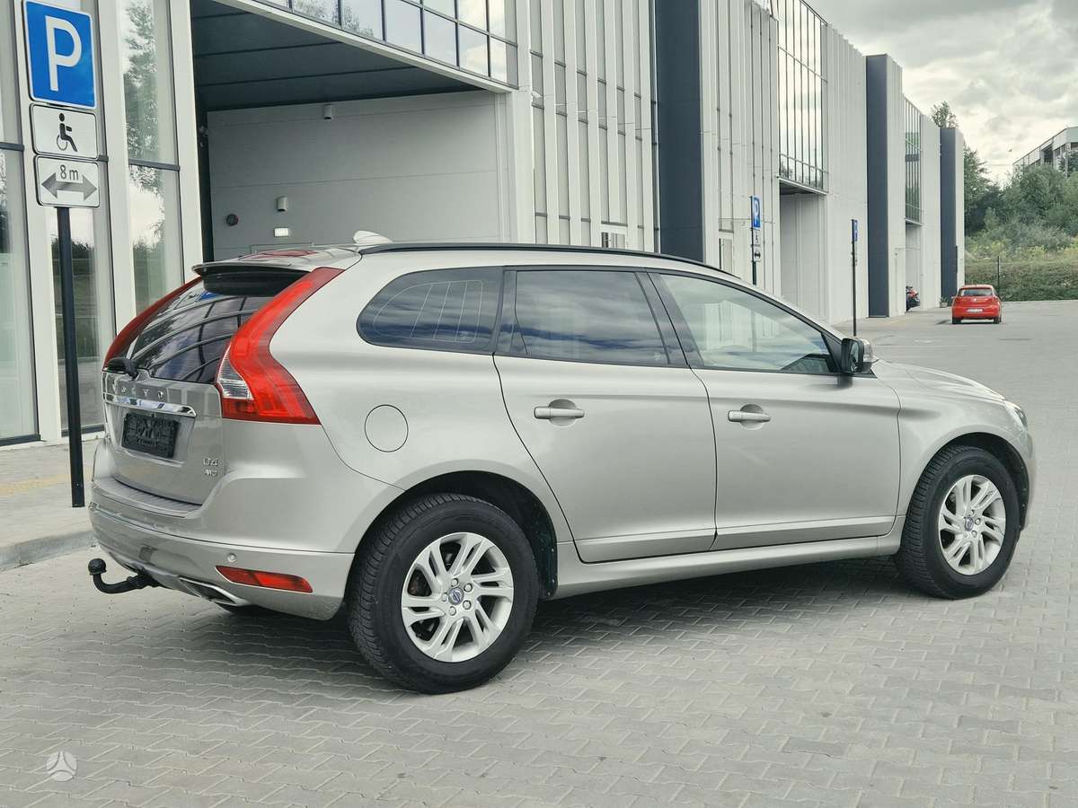 Volvo XC60 - 8