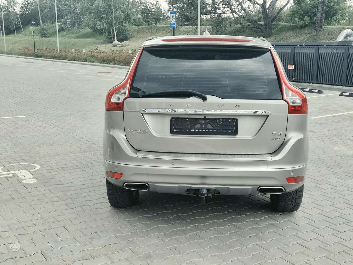 Volvo XC60 - 9