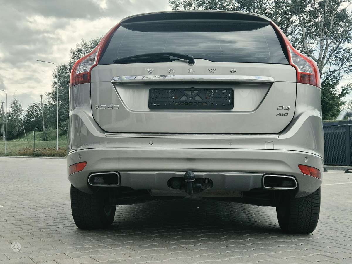 Volvo XC60 - 10