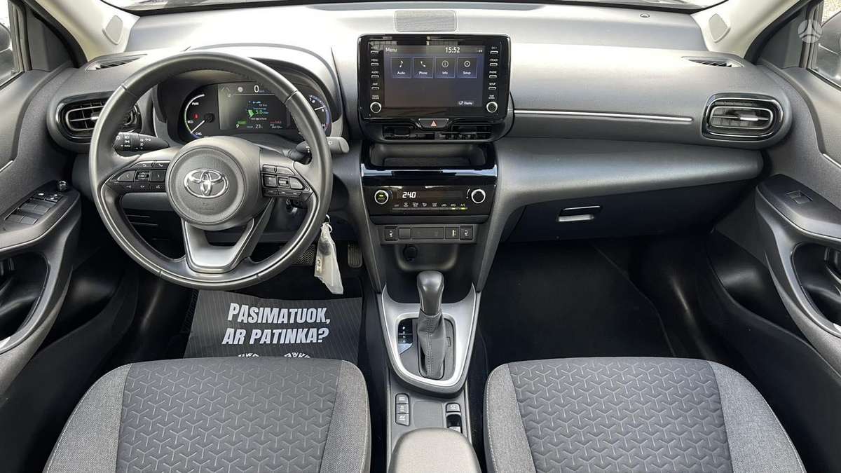 Toyota Yaris Cross - 2