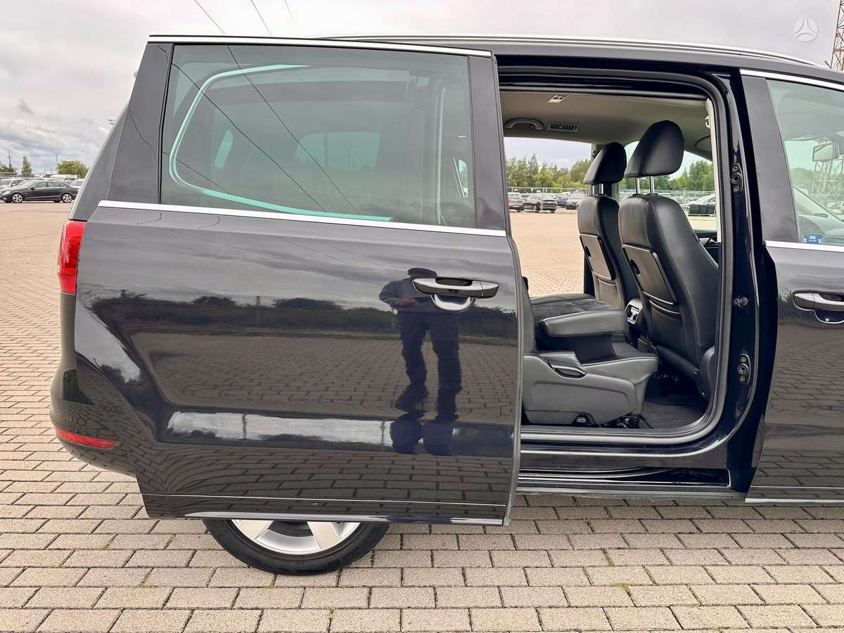 Volkswagen Sharan - 10