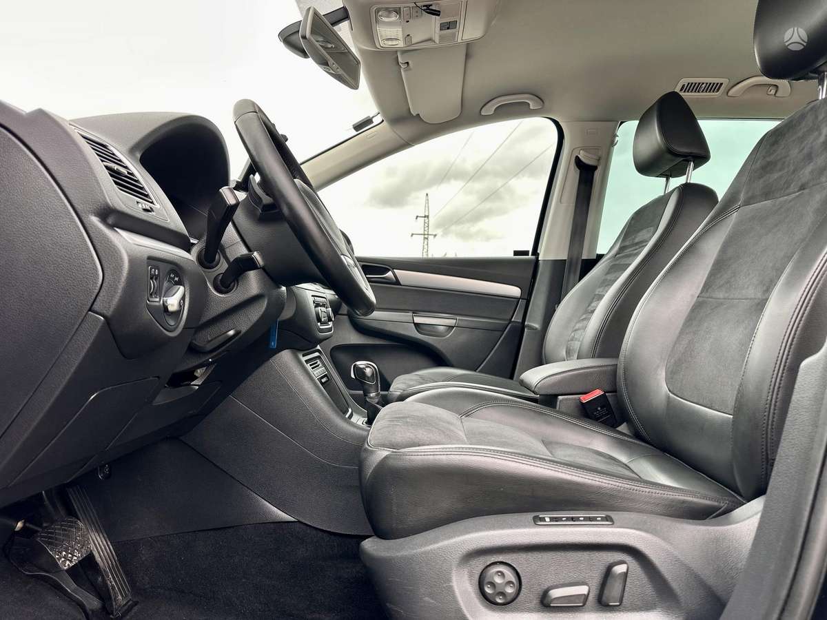 Volkswagen Sharan - 12