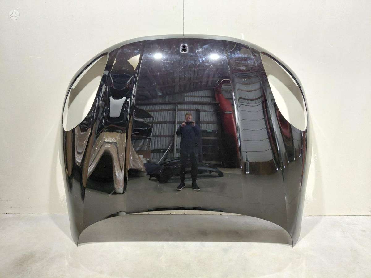 Porsche Macan hood (front, rear)