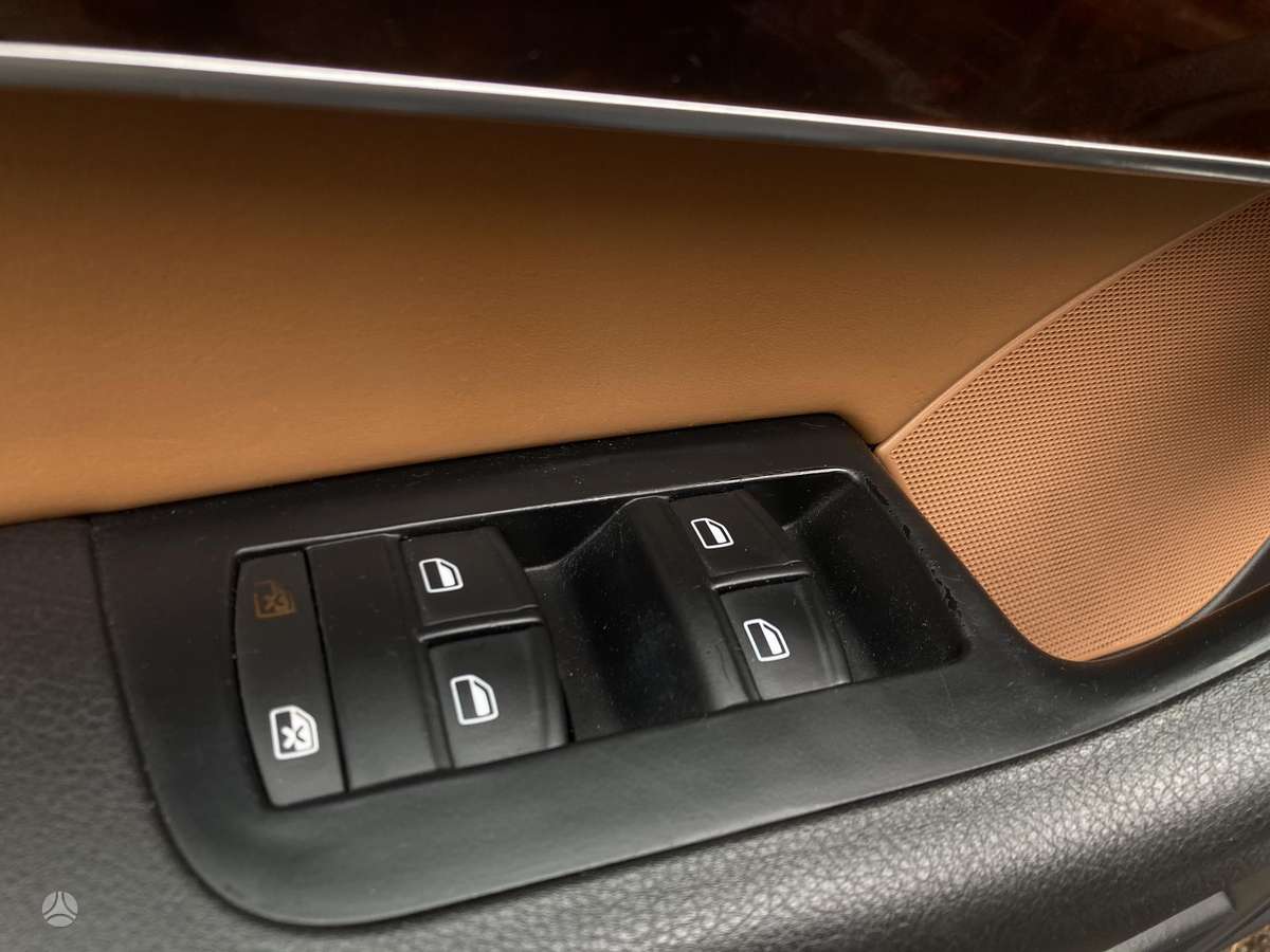 Audi A6, 2.7 l., Седан