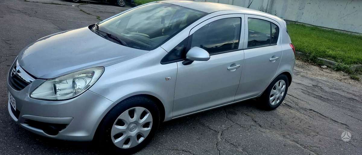 Opel Corsa, 1.3 l., Хэтчбек