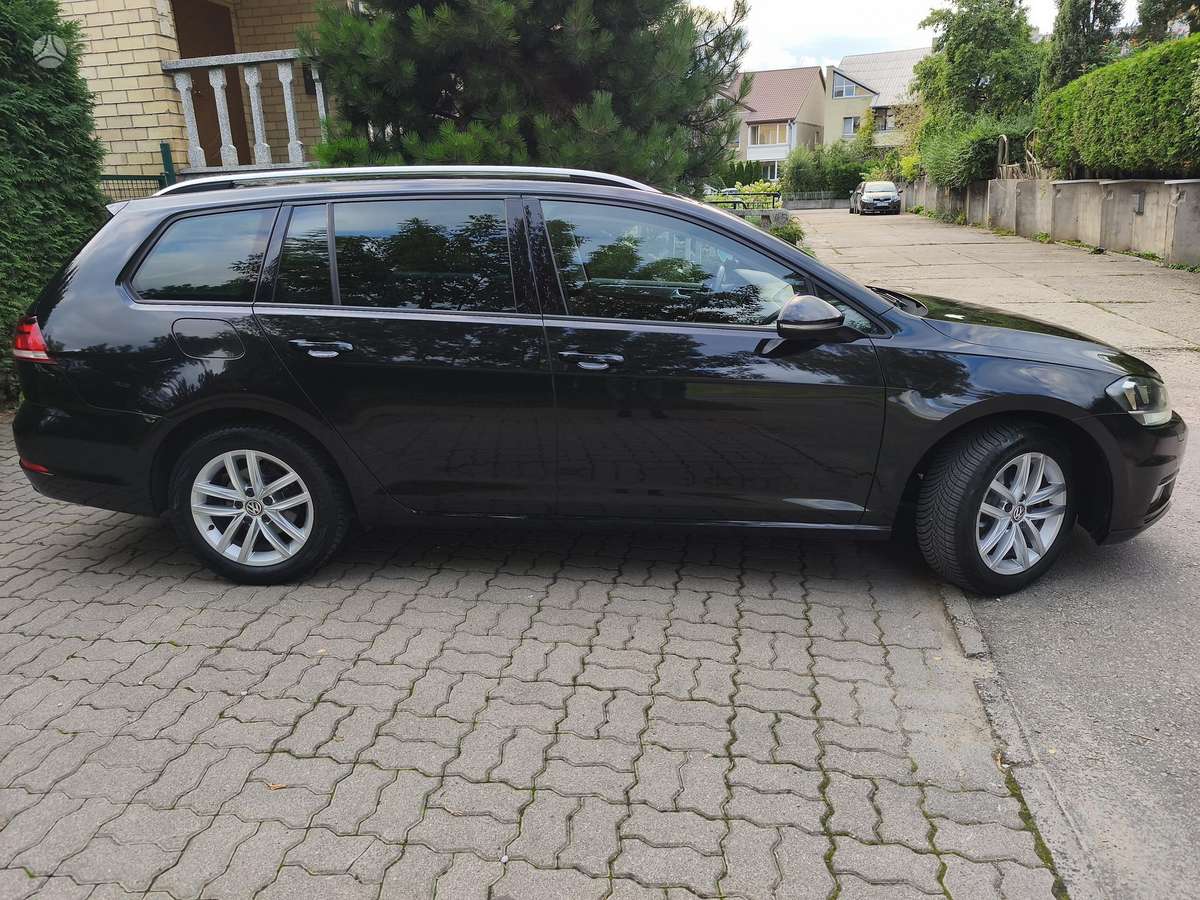 Volkswagen Golf, 1.0 l., Универсал
