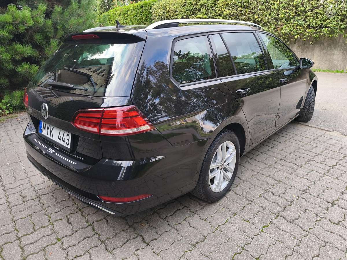 Volkswagen Golf, 1.0 l., Универсал