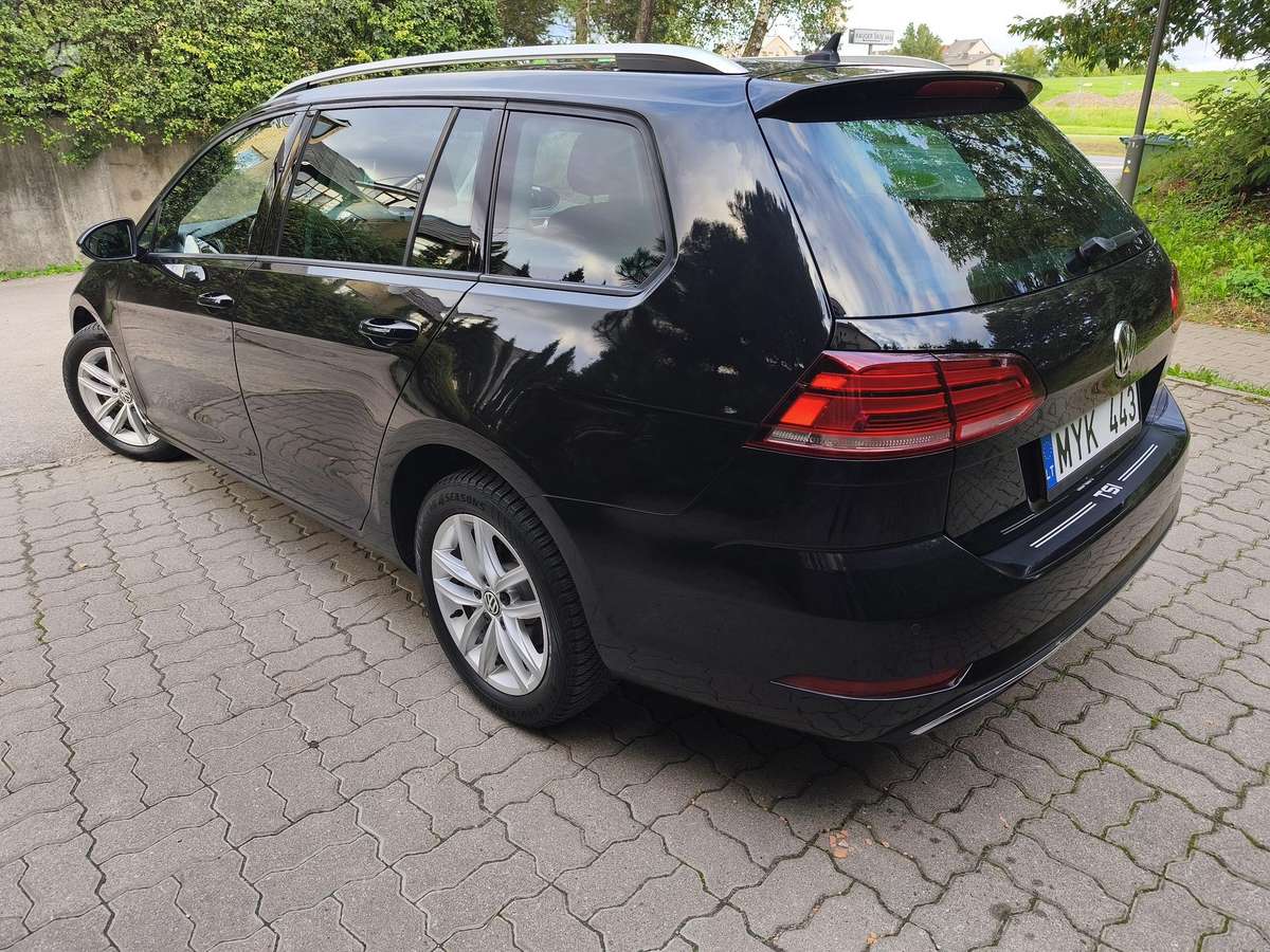 Volkswagen Golf, 1.0 l., Универсал