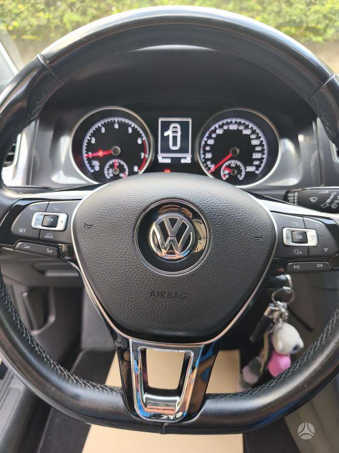Volkswagen Golf, 1.0 l., Универсал