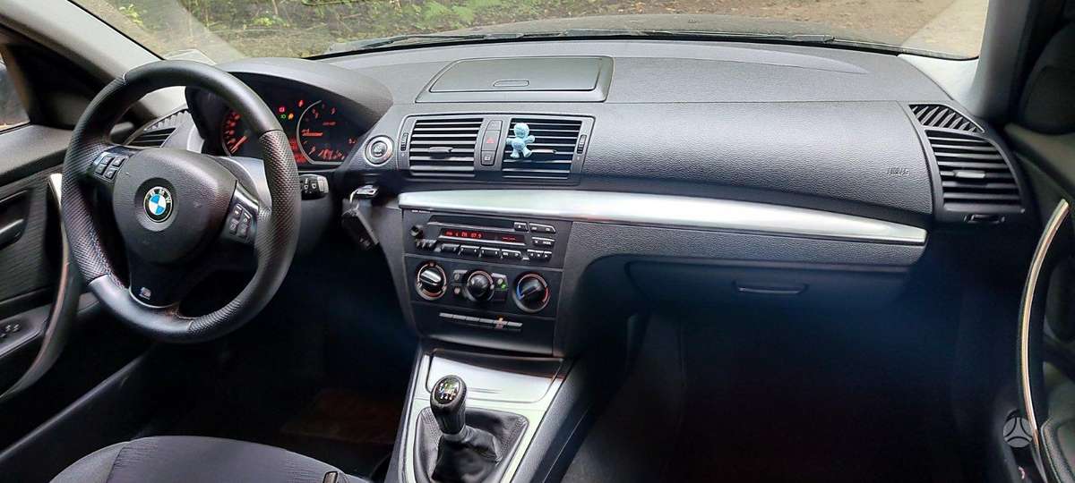 BMW 118, 2.0 l., Хэтчбек