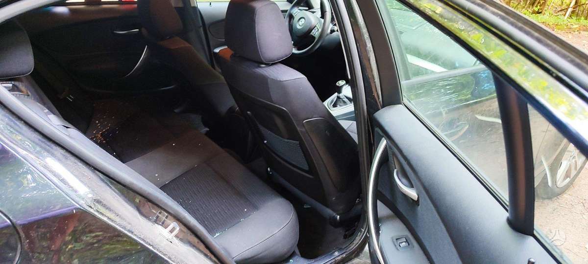 BMW 118, 2.0 l., hatchback