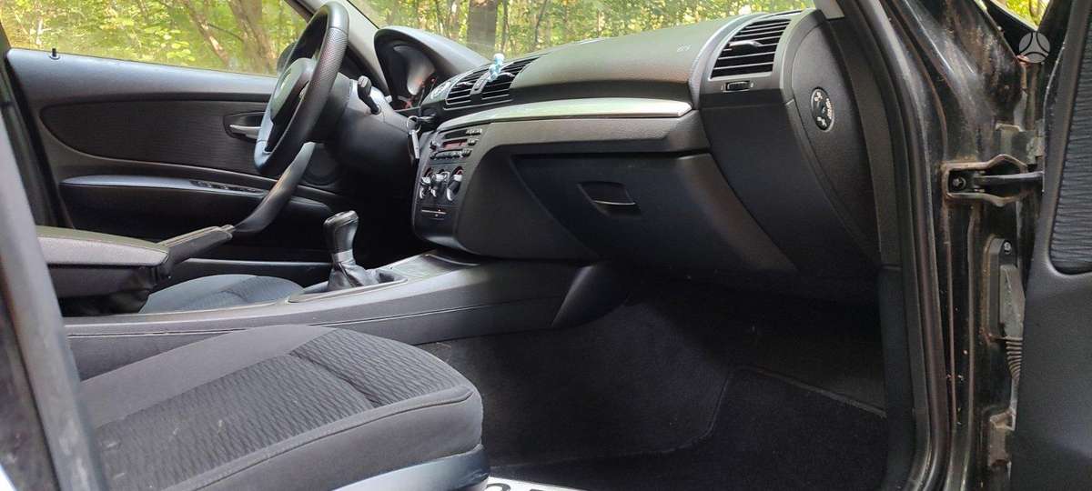 BMW 118, 2.0 l., Хэтчбек