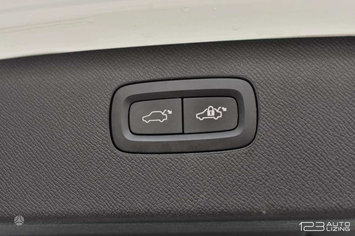 Volvo XC90 - 12